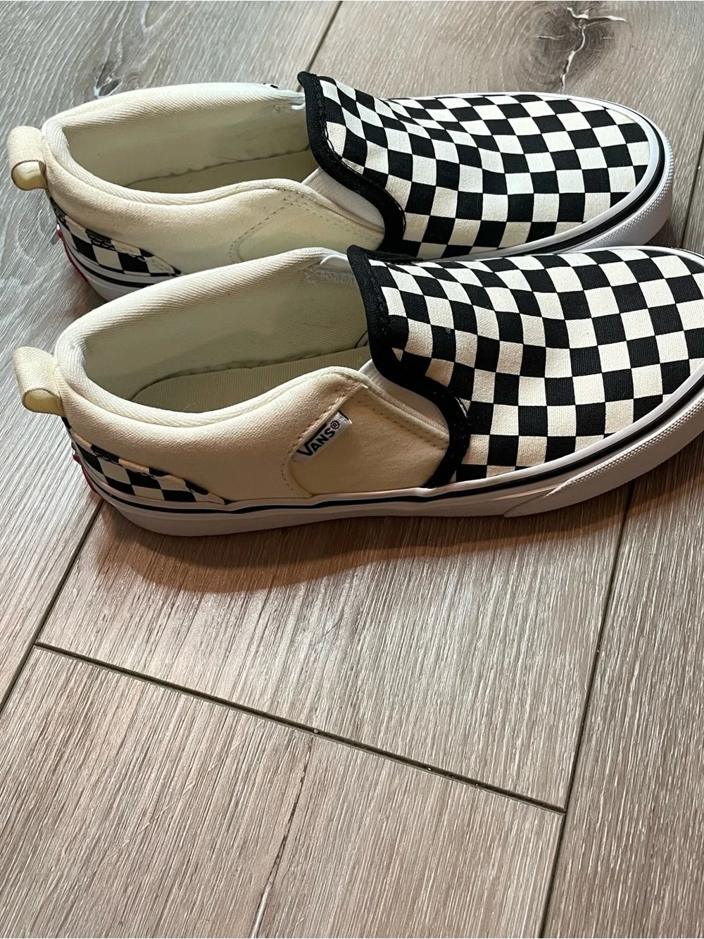 Vans level up